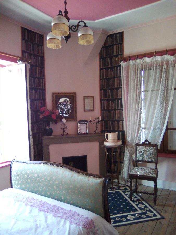 La Ganse Blanche Bed & Breakfast Usson-en-Forez Exterior photo